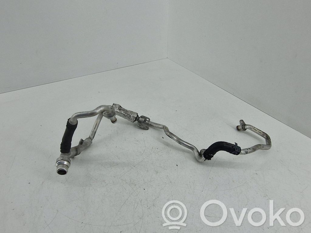 Audi SQ7 Engine coolant pipe/hose 