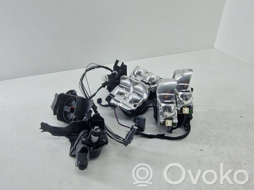 Volvo S90, V90 Einzelteil Scheinwerfer 