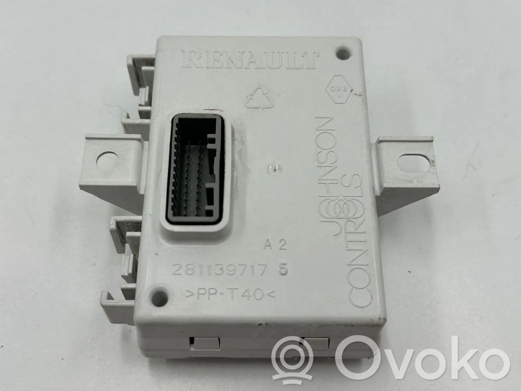 Renault Clio IV GPS navigation control unit/module 