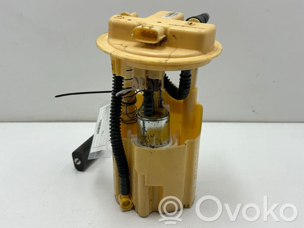 Renault Clio IV Sensor de nivel de combustible 
