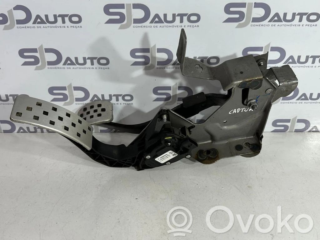 Akceleratoriaus pedalas   180026380R,0137144
