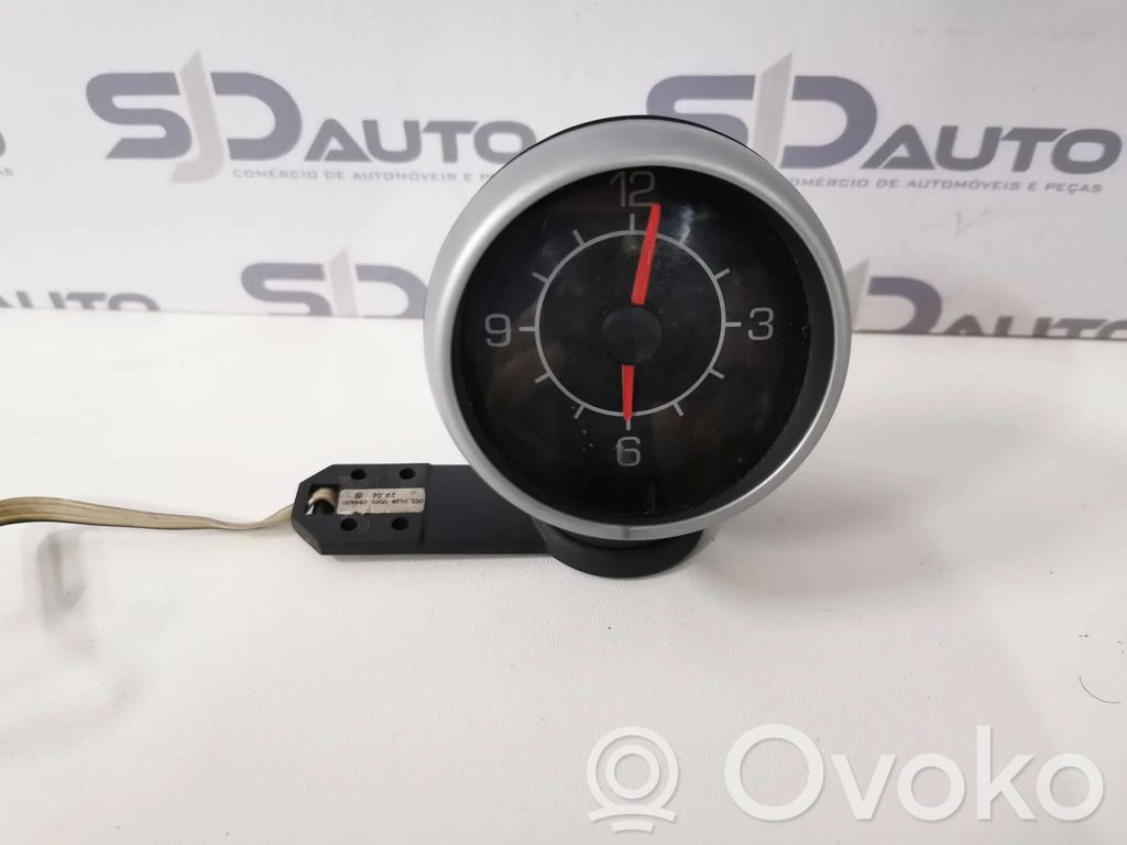 Часы   0010128V001