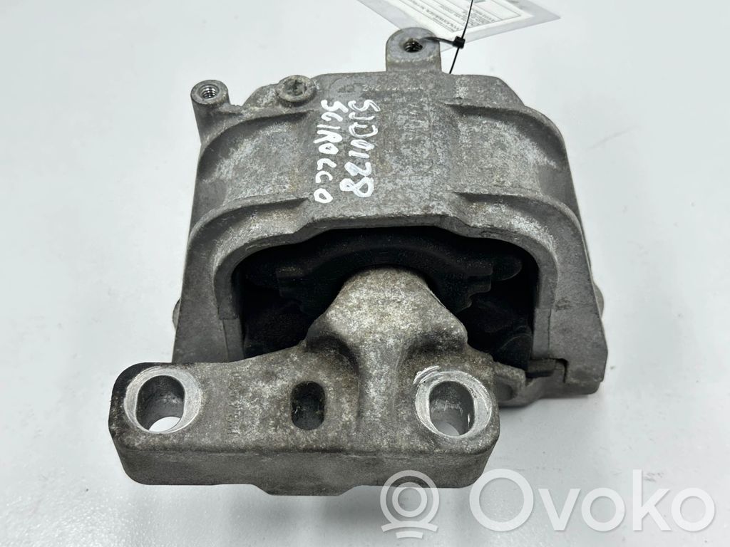 Moottorin kiinnikekorvake   1K0199262