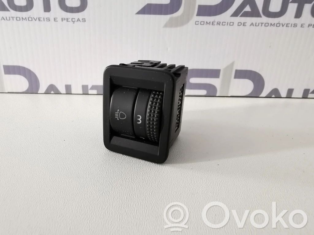Volkswagen Polo VI Interrupteur d’éclairage 