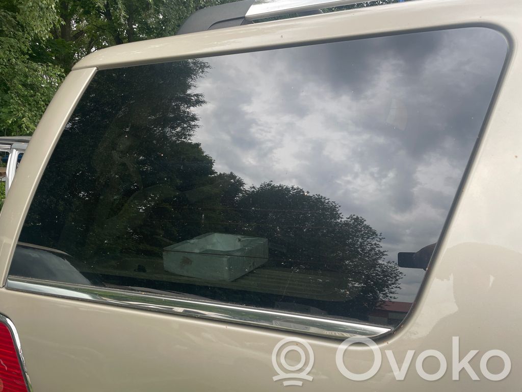 Rear side window