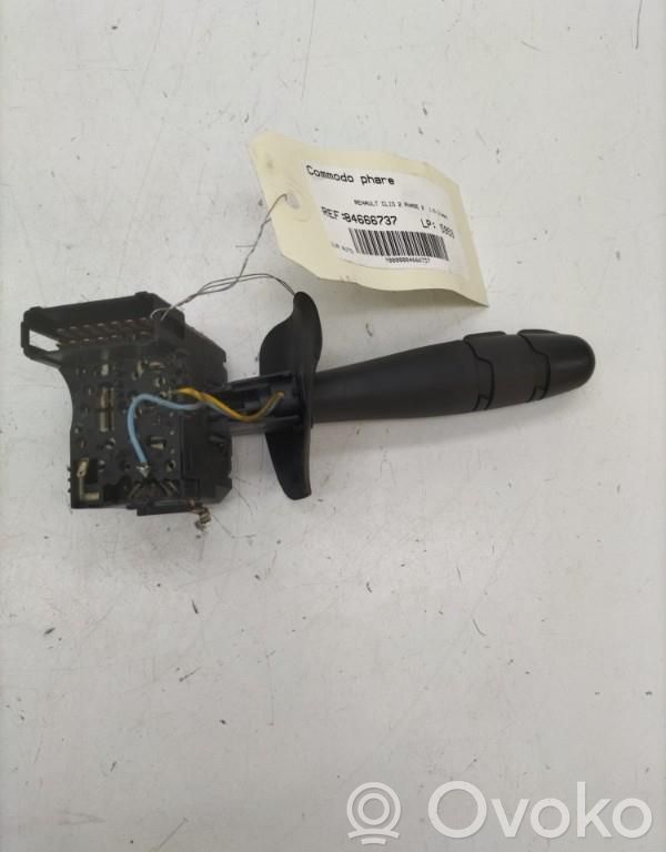 Renault Clio II Indicator stalk 
