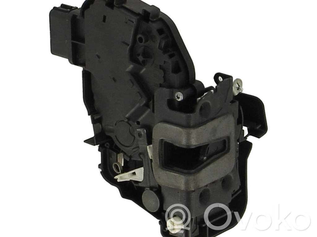 Ford Mondeo MK IV Takaoven lukko 