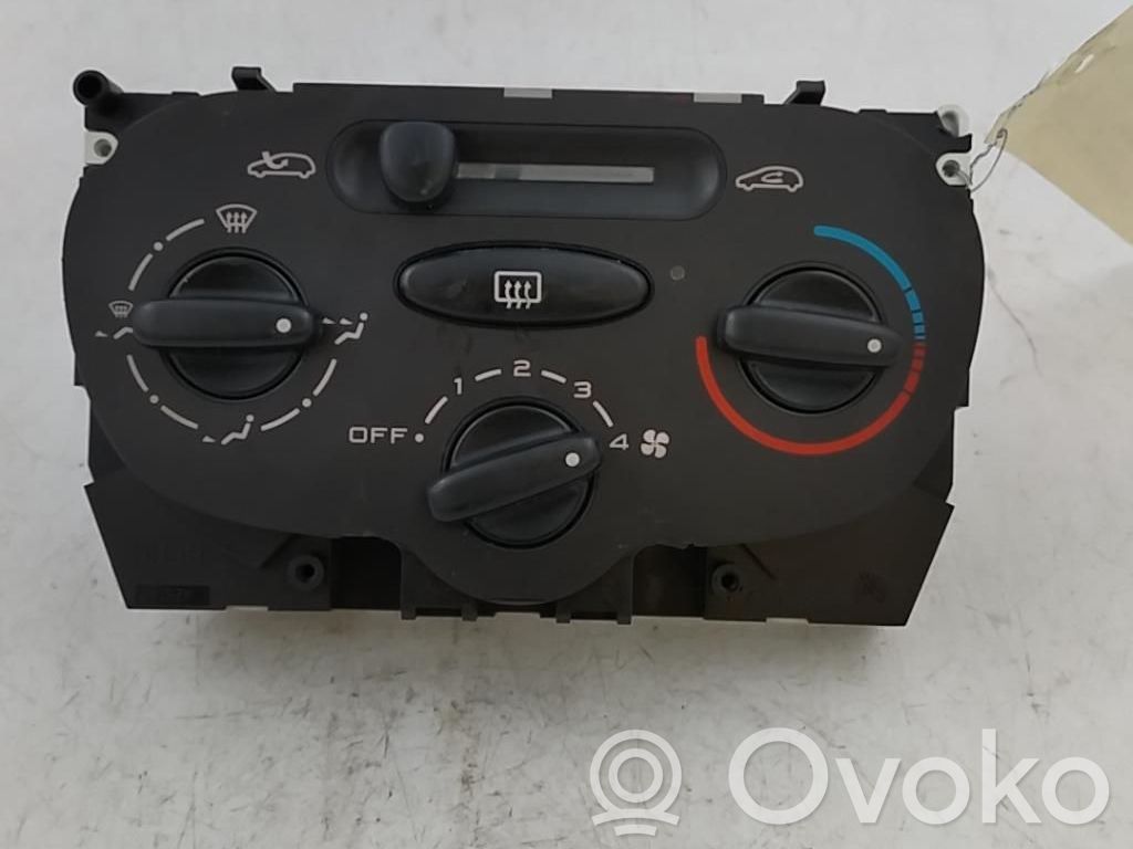 Peugeot 206 Ilmastoinnin ohjainlaite 