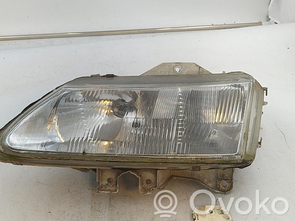 Renault Laguna I Scheinwerfer 