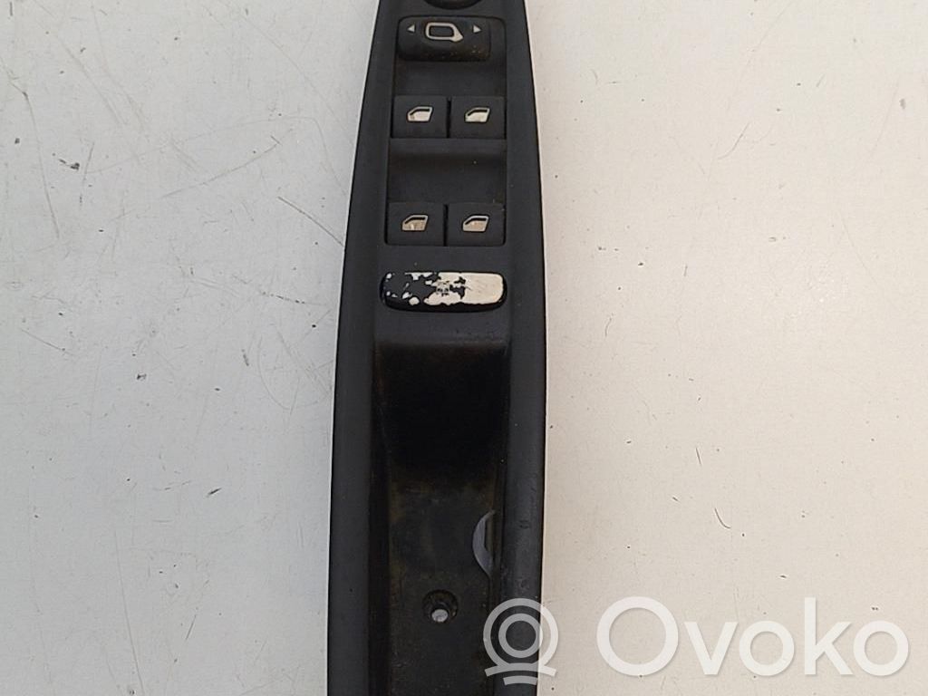 Electric window control switch