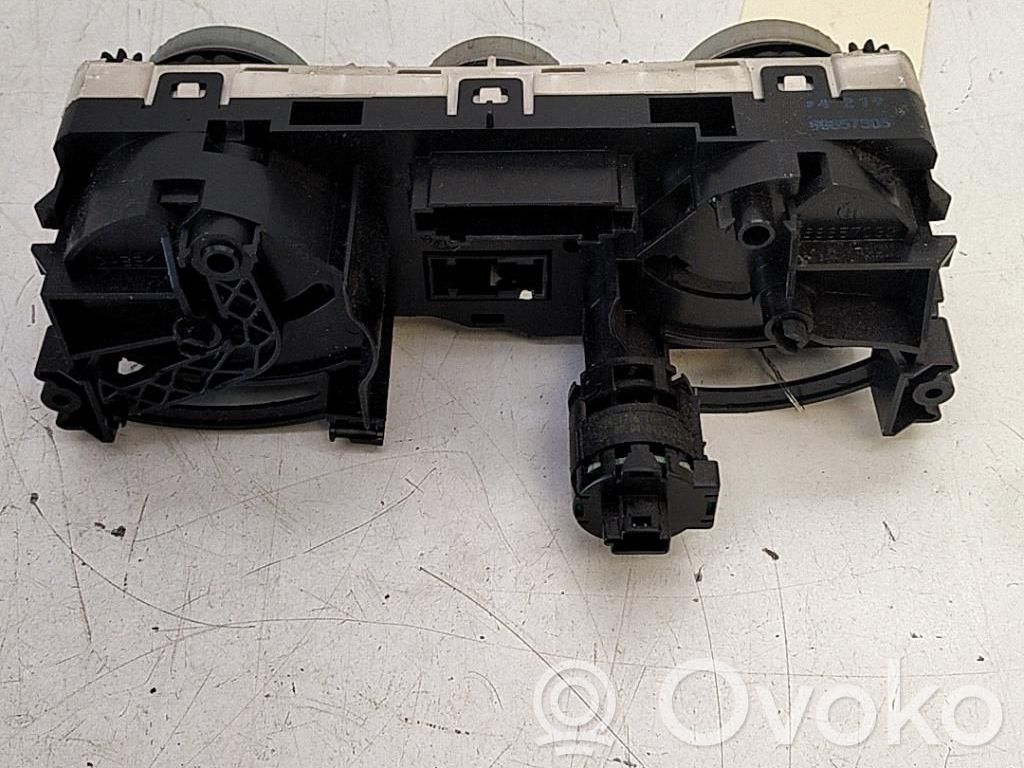 Mitsubishi Colt Climate control unit 