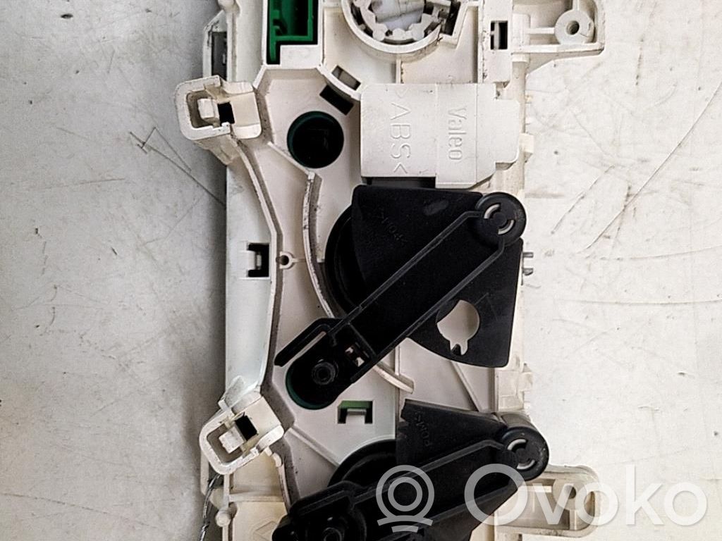 Renault Clio II Climate control unit 