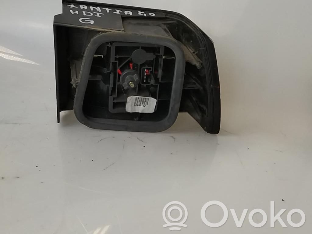 Volkswagen Golf III Aizmugurējais lukturis virsbūvē 