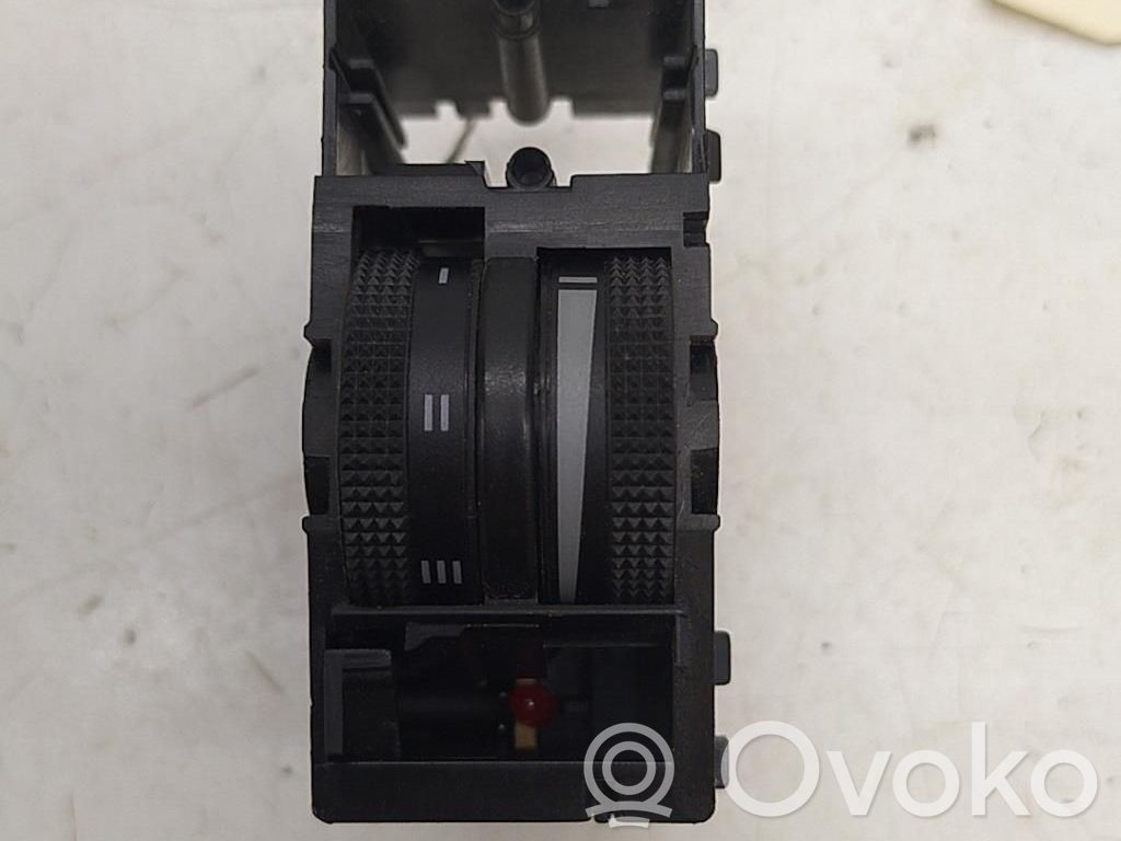 Seat Altea XL Interruptor de control de altura del faro delantero 
