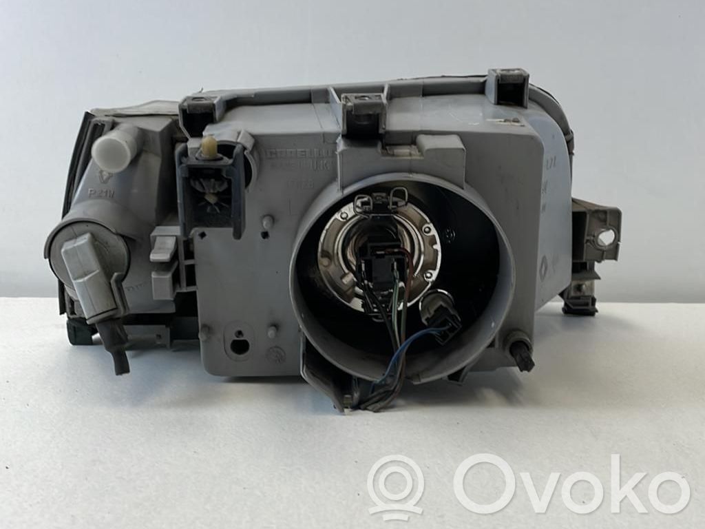 Renault Clio I Scheinwerfer 