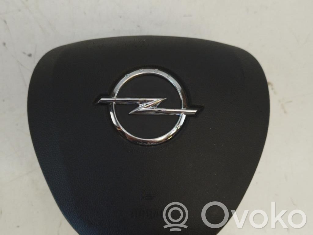 Opel Crossland X Steering wheel airbag 