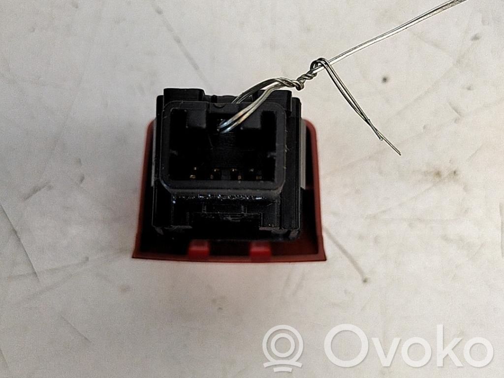 Nissan Micra Hazard light switch 