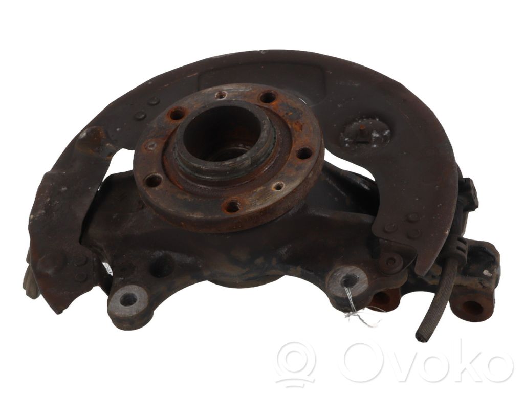 Peugeot 308 Front wheel hub spindle knuckle 
