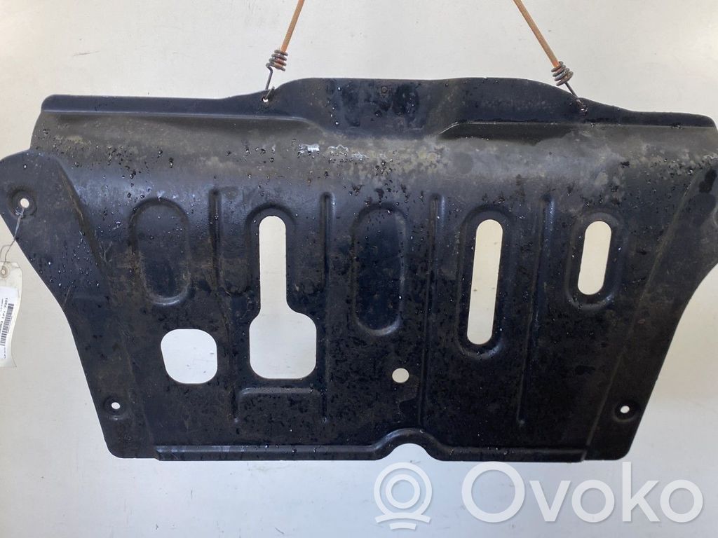 Dacia Duster Engine splash shield/under tray 