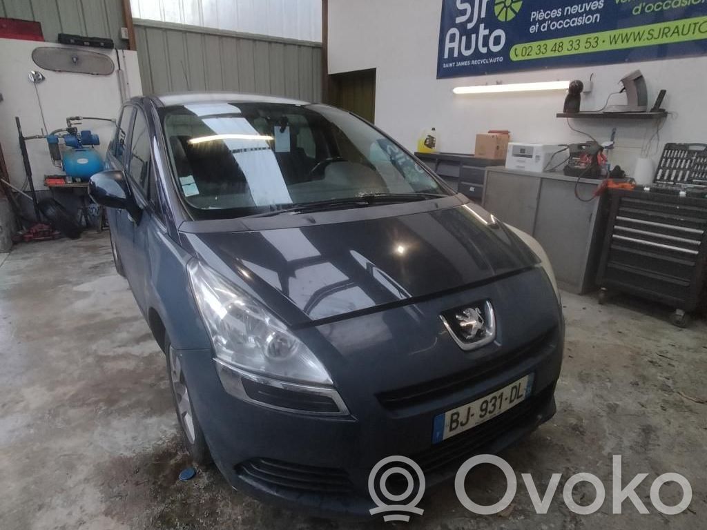 Peugeot 5008 Capteur niveau de carburant 