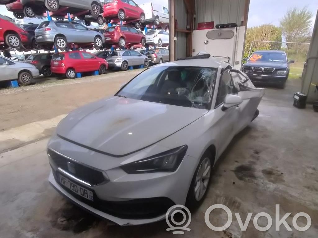 Seat Leon IV Amortyzator osi przedniej ze sprężyną 