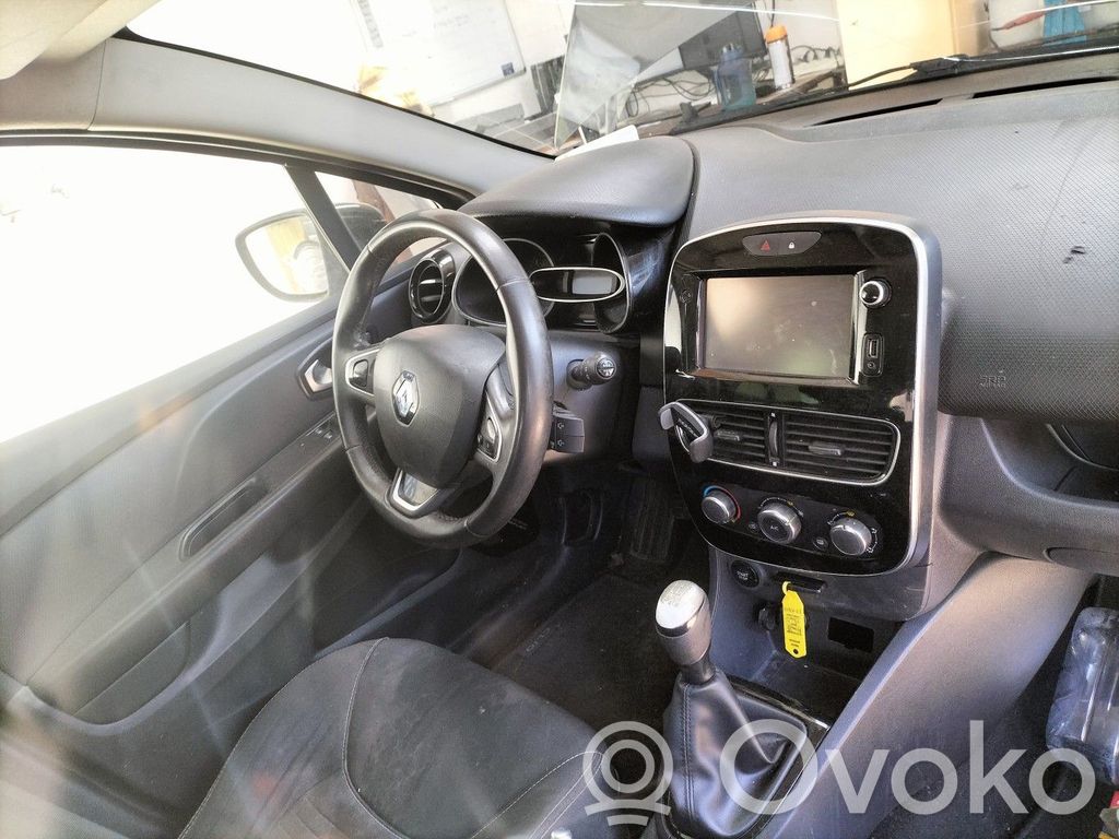 Renault Clio IV Ignition key card reader 