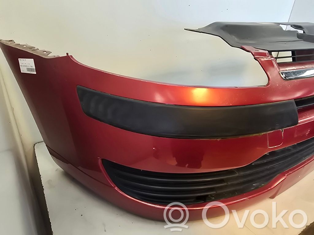 Citroen C4 I Parachoques delantero 