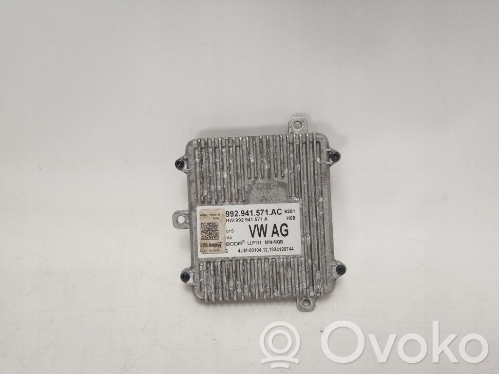 Skoda Scala Unidad de control/módulo de los faros xenón 
