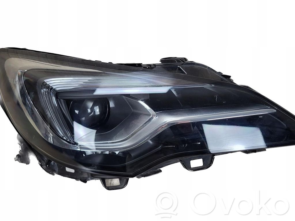 Opel Astra K Scheinwerfer 