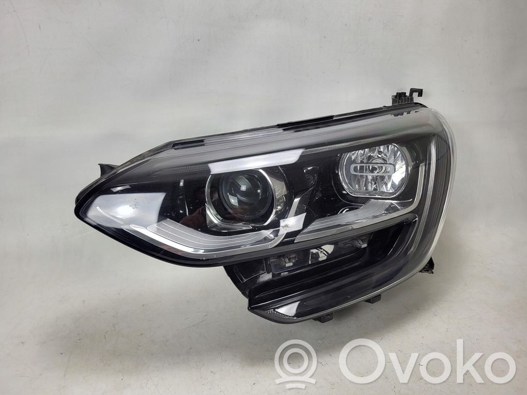 Renault Megane IV Scheinwerfer 