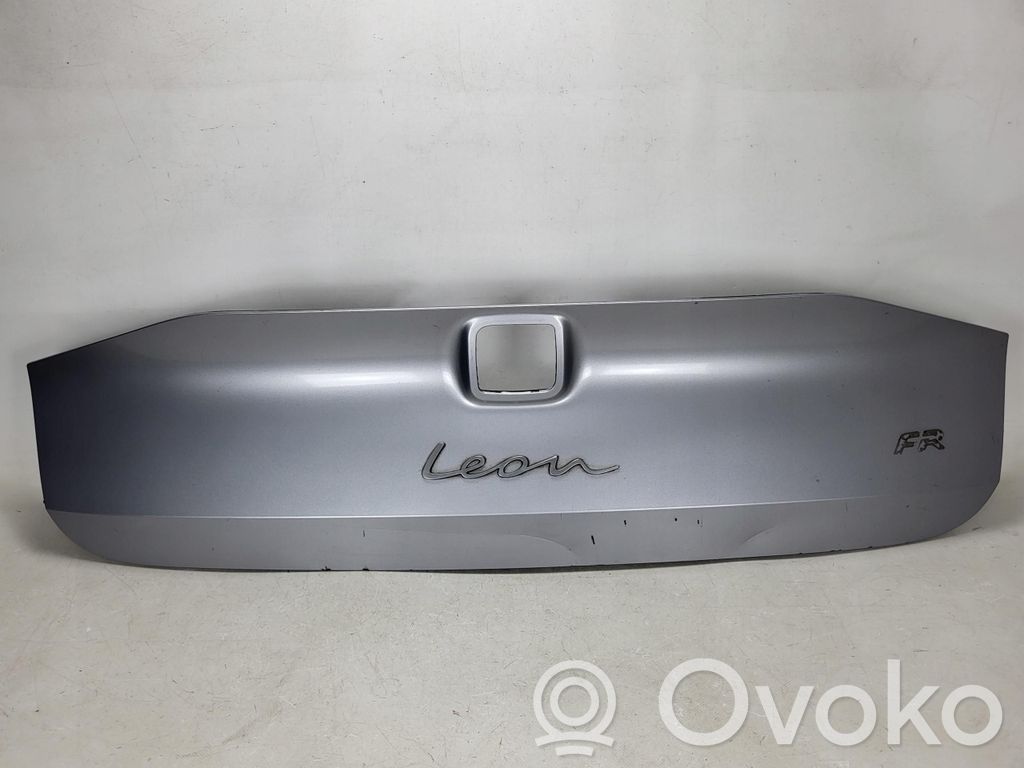 Seat Leon (5F) Barra de luz de la matrícula/placa de la puerta del maletero 