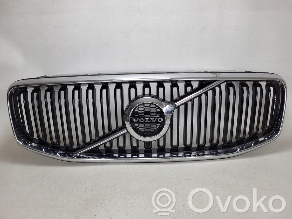 Volvo XC60 Maskownica / Grill / Atrapa górna chłodnicy 