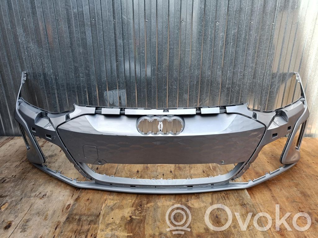 Audi E-tron GT Front bumper 