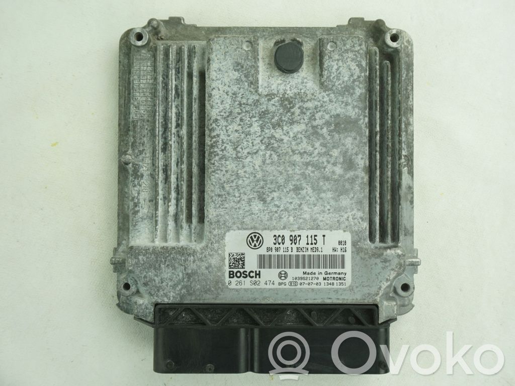 Volkswagen PASSAT B6 Engine control unit/module 