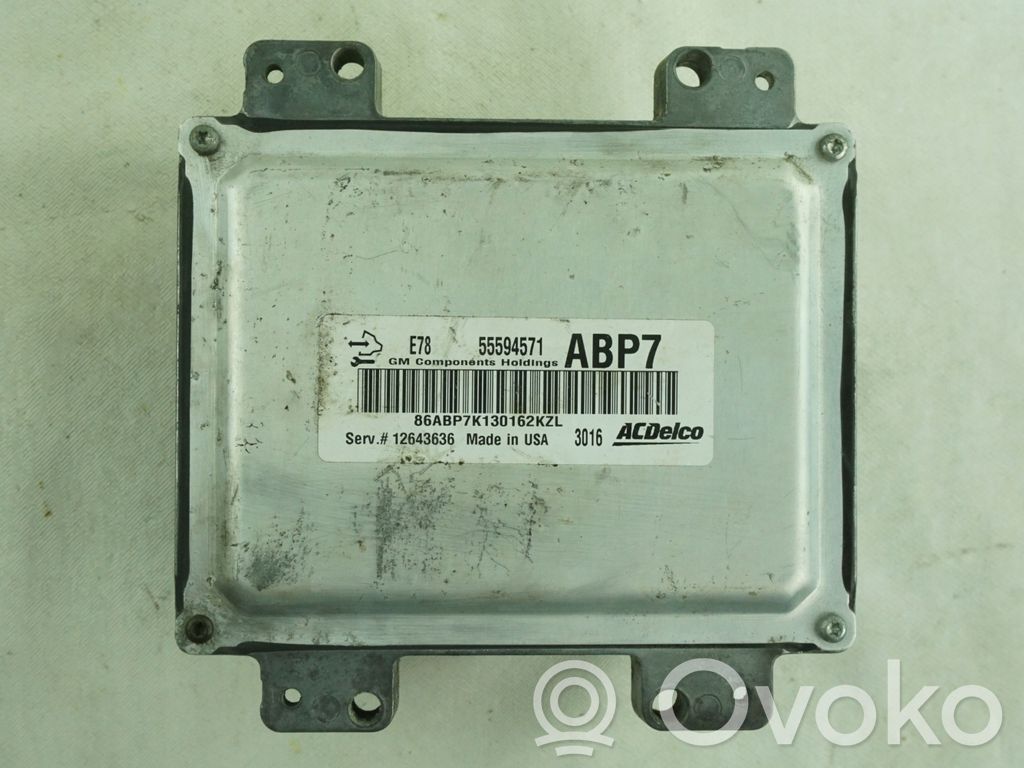 Opel Astra J Engine control unit/module 