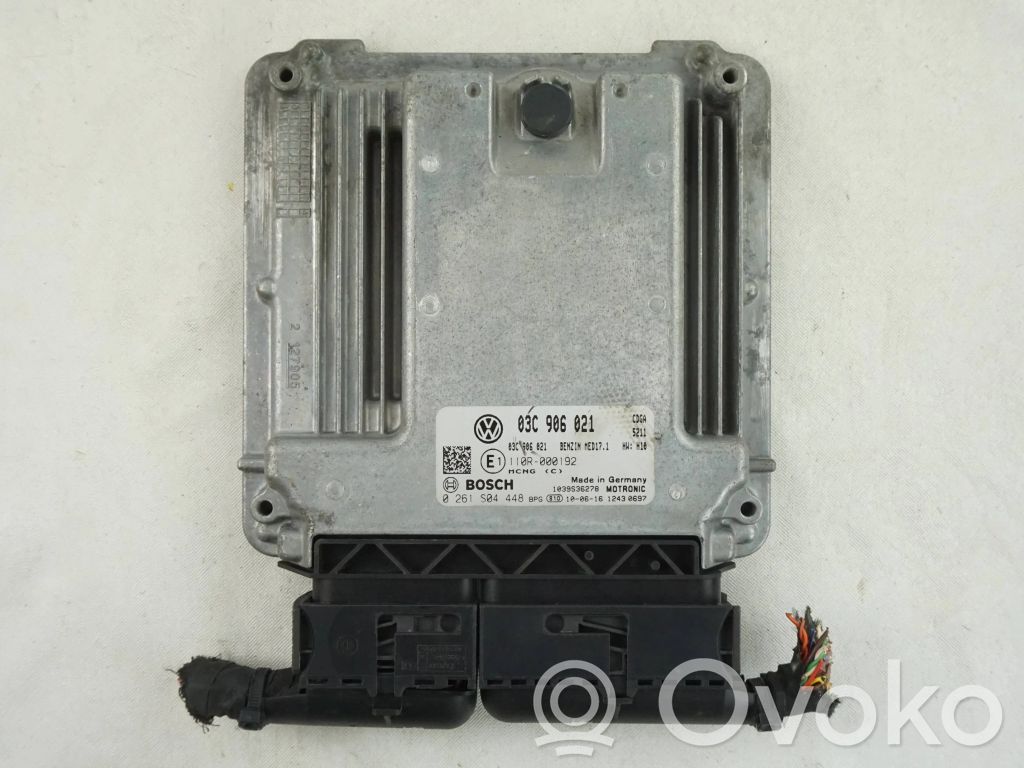 Engine control unit/module   03C906021,0261S04448