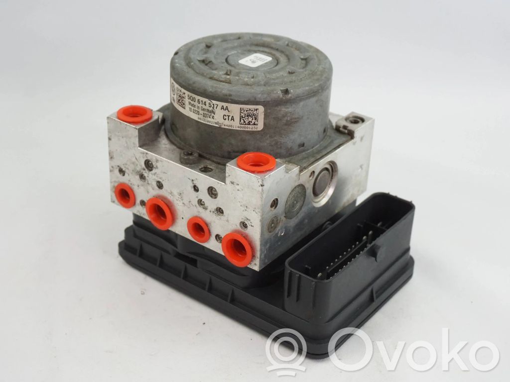 Volkswagen Golf VII ABS bloks 