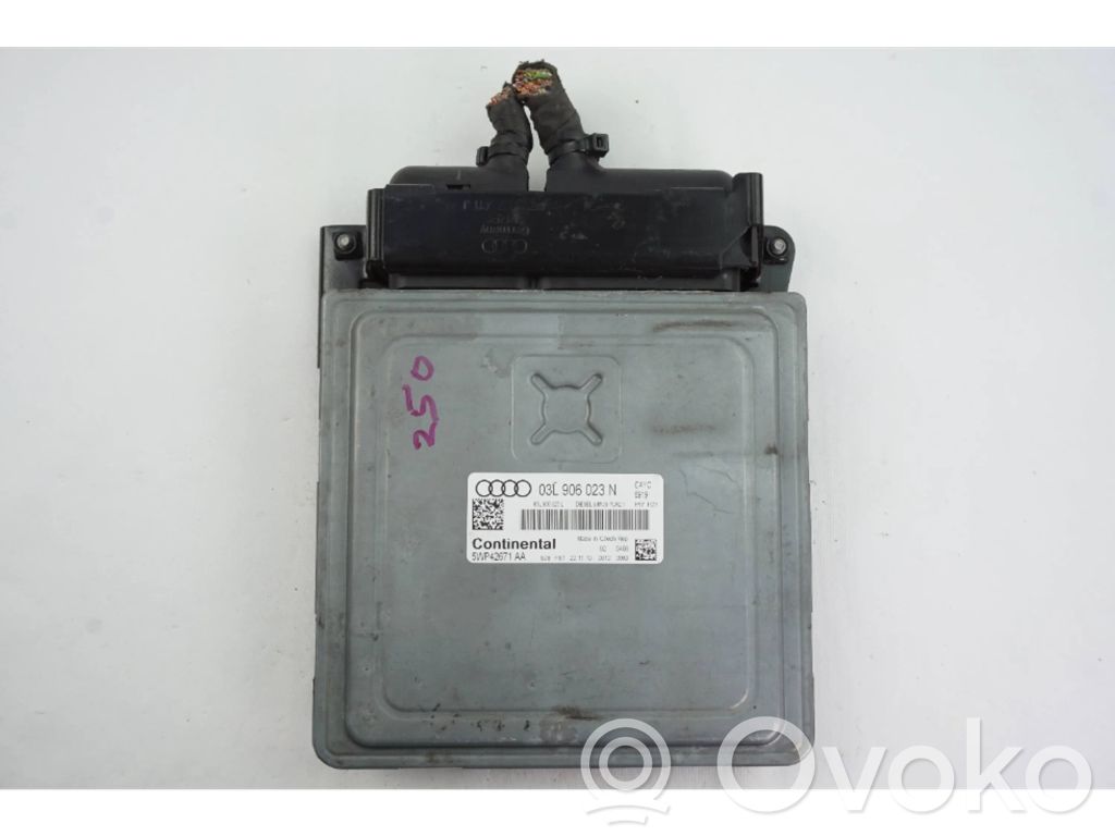 Audi A3 S3 8P Engine control unit/module 