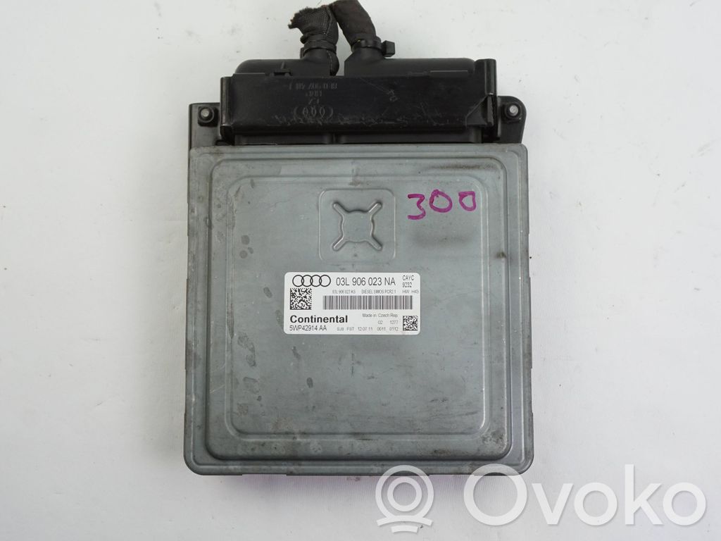 Audi A3 S3 A3 Sportback 8P Engine control unit/module 
