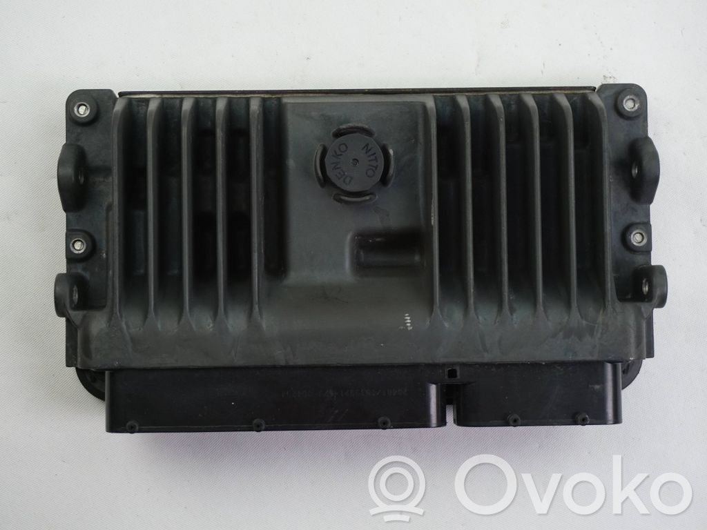 Toyota Yaris XP210 Engine control unit/module 