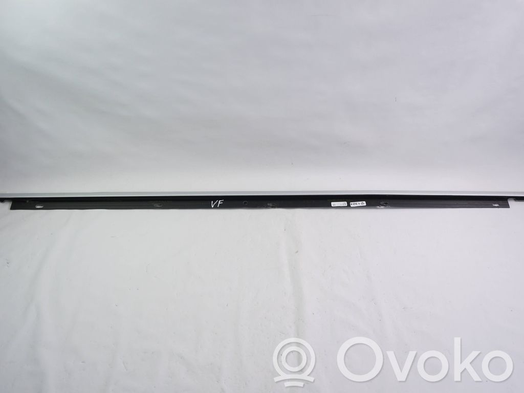 Audi A6 S6 C6 4F Priekšpusē durvju dekoratīvā apdare (moldings) 