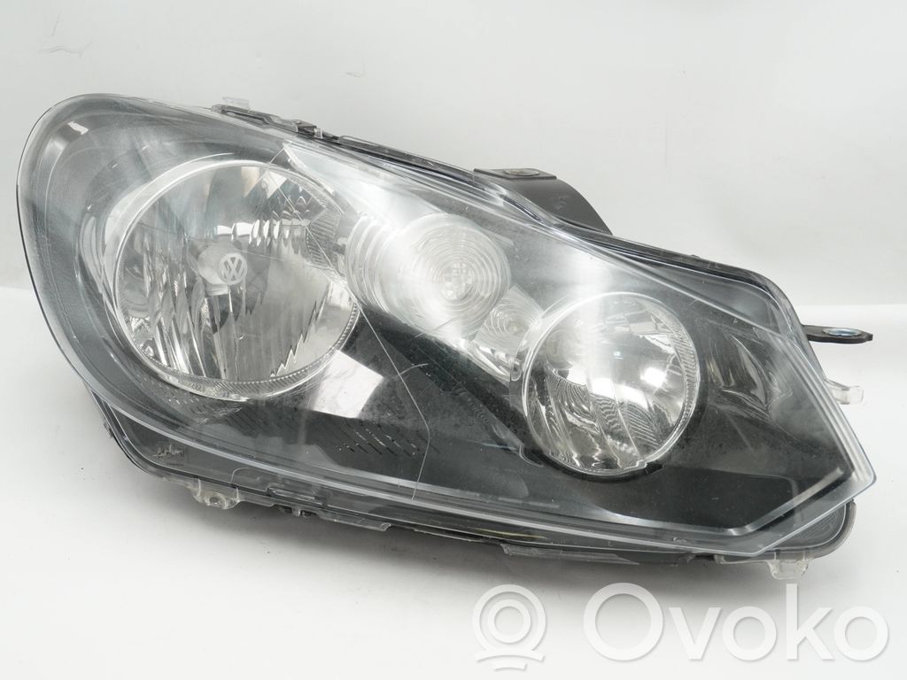 Volkswagen Golf VI Lampa przednia 