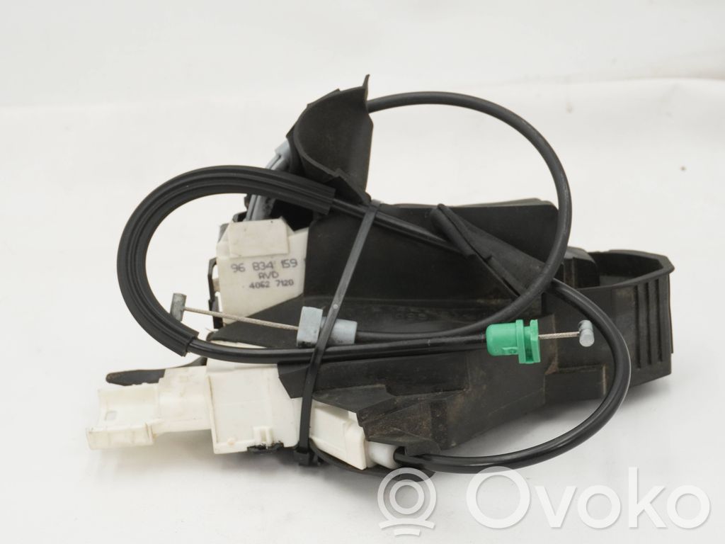 Citroen C4 I Picasso Front door lock 