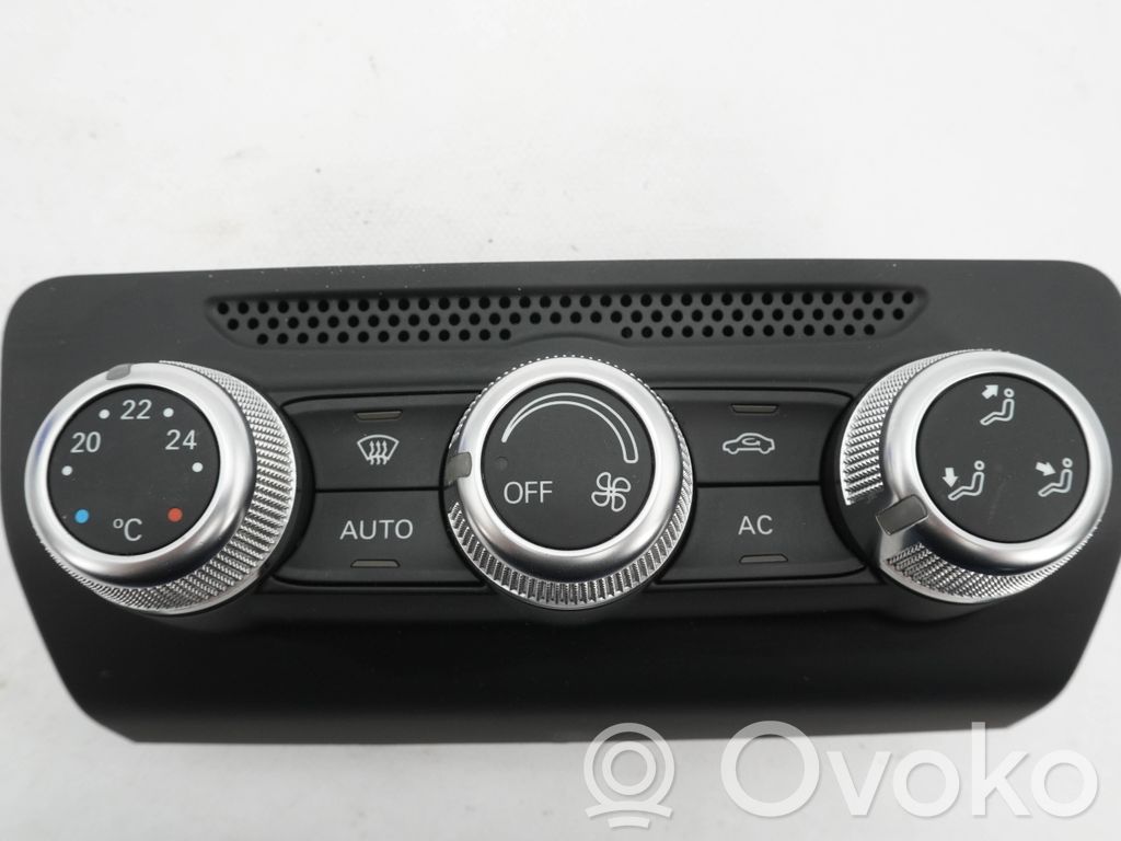 Audi A1 Climate control unit 