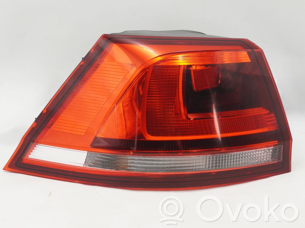 Volkswagen Golf VII Lampa tylna 