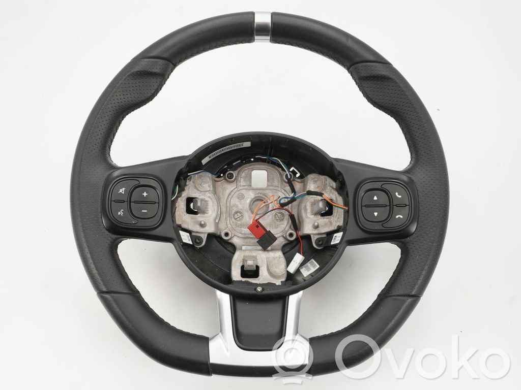 Fiat 500E Ohjauspyörä 