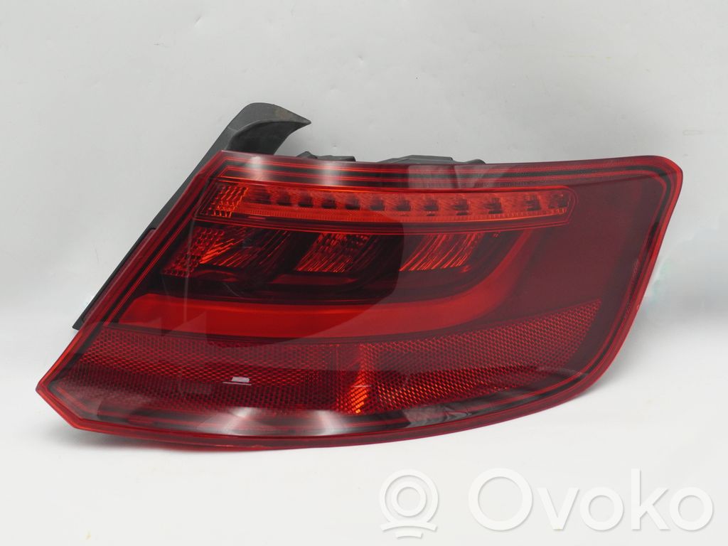 Audi A3 S3 8V Aizmugurējais lukturis virsbūvē 