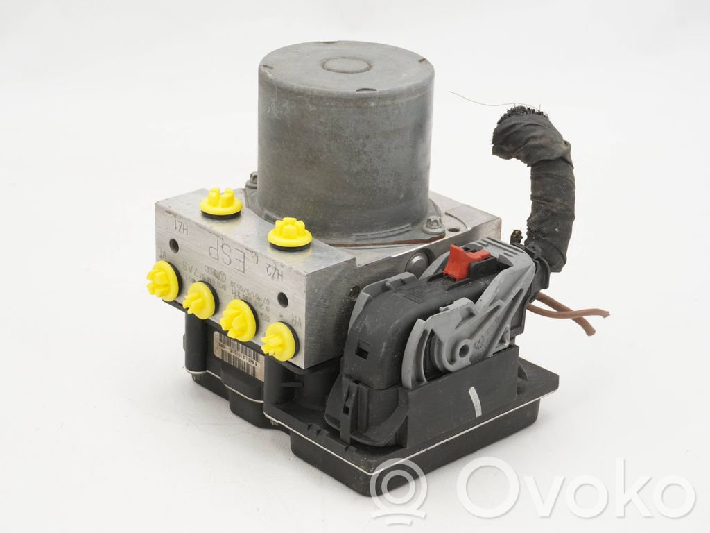 Audi A5 8T 8F ABS-pumppu 