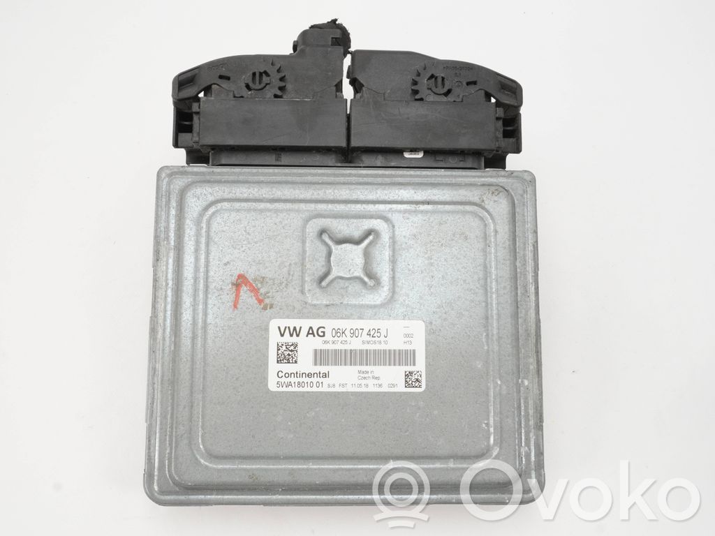 Volkswagen Golf VIII Unidad de control/módulo del motor 