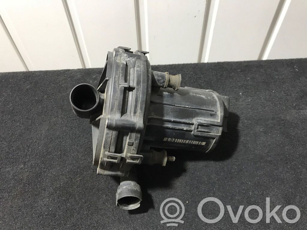 BMW X5 E53 Antrinis oro siurblys 